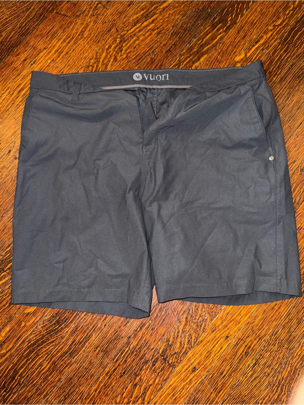 Vuori Men's Dark Navy Hybrid Shorts
